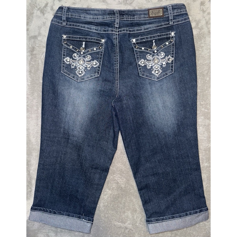 Earl Jean Capri Jeans Women's 12 Embellished Rhinestone Embroidered Flap Pockets